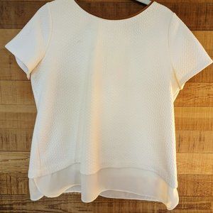 White House Black Market Cream Colored Quilted Top